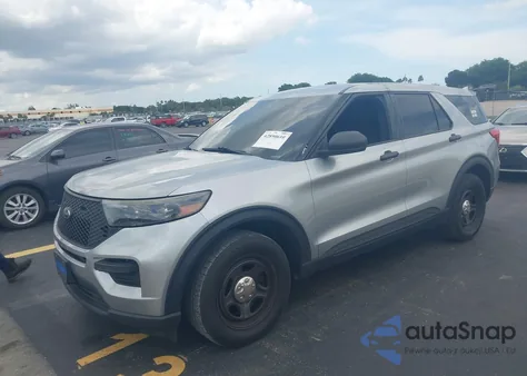 2021 Ford Police Interceptor z USA, uszkodzony, nr VIN 1FM5K8AB1MGA46914